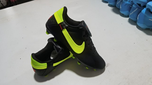 Arrivo 39E45XNike The Premier III FG39E45X