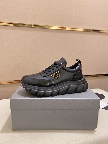 Le scarpe da uomo Prada codice 4C2 Taglia3844 possono essere personalizzate 4 non rimborsabili