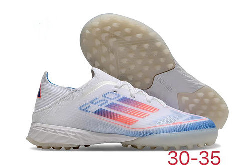 Arrivate le scarpe da calcio per bambini 30G35XF5X0G