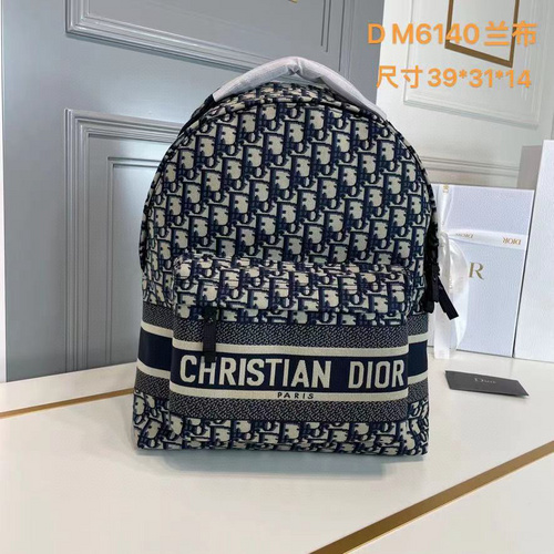 Zaino DIOR La borsa da uomo Dior e la borsa a tracolla Dior sono realizzate in pelle originale impor