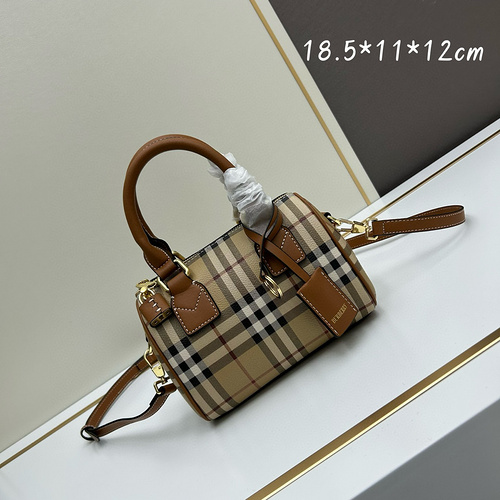 Borsa BURBERRY Borsa da donna Burberry La borsa a tracolla Burberry adotta pelle bovina originale im