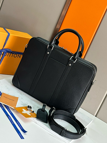 Valigetta LV Borsa da uomo LV La borsa a tracolla LV adotta la versione replica di fascia alta in pe