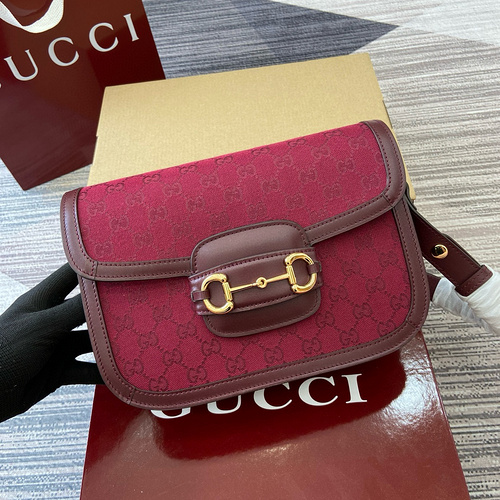 Borsa a tracolla GUCCI Borsa da donna Gucci Borsa a tracolla Gucci importata pelle originale di alta