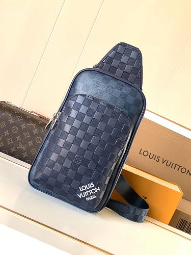 Borsa da petto LV Borsa da uomo Louis Vuitton Borsa a tracolla Louis Vuitton importata in pelle orig