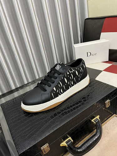 Scarpa da uomo Dior codice 8B3 taglia 3844