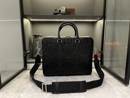 Valigetta GUCCI Borsa da uomo Gucci Borsa a tracolla Gucci importata pelle bovina originale di alta 