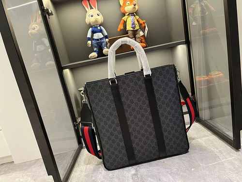 Borsa tote GUCCI Borsa da uomo Gucci Borsa a tracolla Gucci importata pelle bovina originale di alta