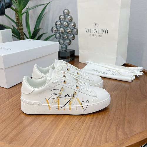 Valentino Scarpe da uomo e da donna Codice 9C4 Taglia34 Donna 44 Uomo 4 Personalizzato Non rimborsab