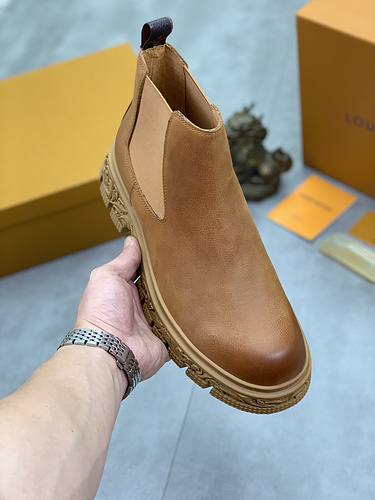 Il codice scarpa LV Uomo C Taglia3844374 può essere personalizzato