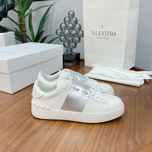 Valentino Scarpe da uomo e da donna Codice 9C4 Taglia34 Donna 44 Uomo 4 Personalizzato Non rimborsab