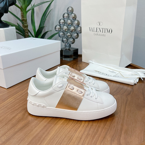 Valentino Scarpe da uomo e da donna Codice 9C4 Taglia34 Donna 44 Uomo 4 Personalizzato Non rimborsab