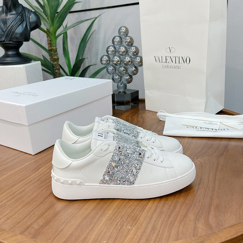 Valentino Scarpe da uomo e da donna Codice 9C4 Taglia34 Donna 44 Uomo 4 Personalizzato Non rimborsab