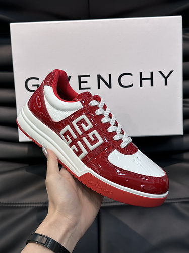 Scarpa uomo Givenchy codice B6 Taglia3844