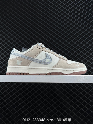 2C40G popolare all'estero livello aziendale a rilascio limitato Nike SB Dunk Low UN co brand marrone