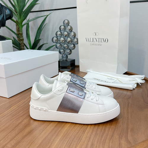 Valentino Scarpe da uomo e da donna Codice 9C4 Taglia34 Donna 44 Uomo 4 Personalizzato Non rimborsab