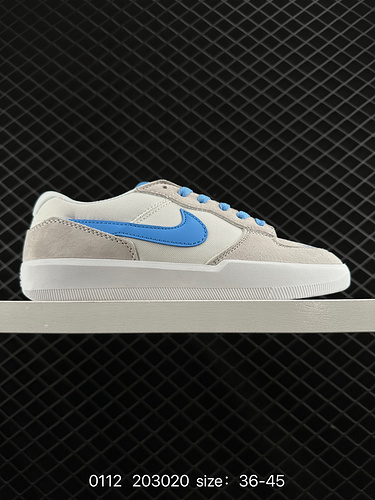 1D0G0G Le scarpe da tavola casual Nike SB Force 5X8 a taglio basso sono un unico articolo che porta 