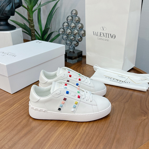 Valentino Scarpe da uomo e da donna Codice 9C4 Taglia34 Donna 44 Uomo 4 Personalizzato Non rimborsab