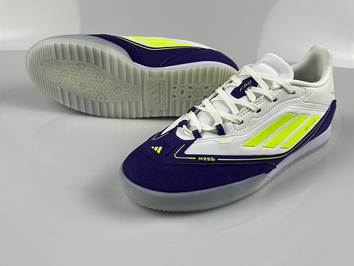 Arrivate le scarpe da calcio indoor Adidas F5X0G Adidas F5X0G IC39E45X