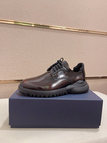 Le scarpe da uomo Dior con codice 23C Taglia3944 possono essere personalizzate con 4 opzioni non rim