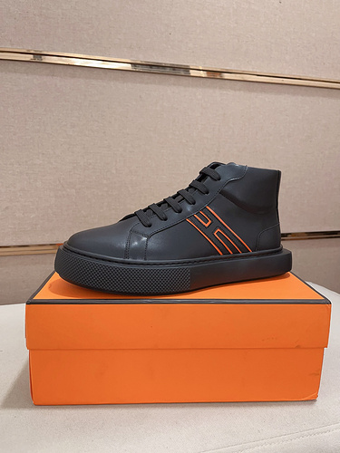 Le scarpe da uomo Hermes codice 23B7 Taglia38444 possono essere personalizzate senza reso o cambio