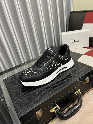 Scarpa da uomo Dior codice 2B4 taglia 3844