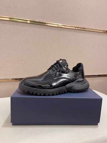 Le scarpe da uomo Dior con codice 23C Taglia3944 possono essere personalizzate con 4 opzioni non rim