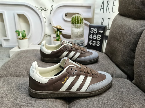 433DAdidas SAMBA OG ID1D481D un classico Originals di quasi 70G anni fa presenta un'elegante forma d