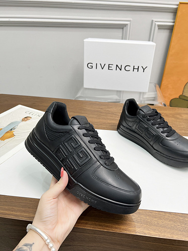 Givenchy Codice scarpa da uomo e da donna 2D Misura 3944 Misura scarpa in pelle standard 384 Persona