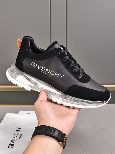 Scarpa da uomo Givenchy codice 27C misura 38444 personalizzata