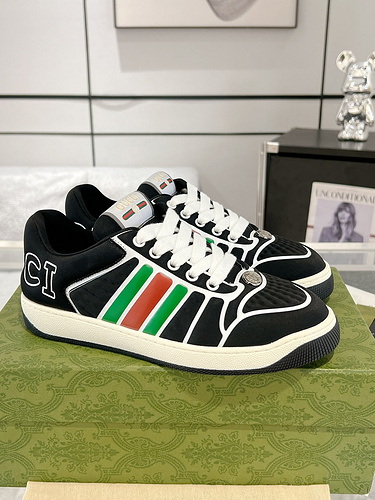 Scarpa Gucci uomo e donna codice C4 Taglia344