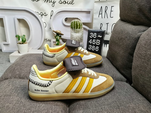 386DAdidas SAMBA OG ID6876 un classico Originals di quasi 70G anni fa è realizzato in pelle scamosci