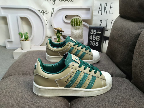 1D5X8D Adidas Originals SUPERSTAR AYOON W IF1D782C Shell Head Classic Versatile per il tempo libero 