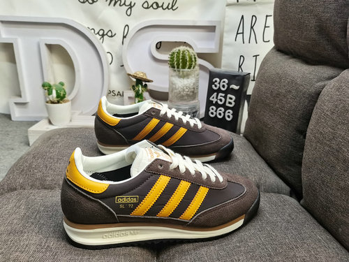 La serie di scarpe sportive retrò 866Dadidas SL 72C RS JI2C49E0G è popolare in tutto il mondo Cavalc