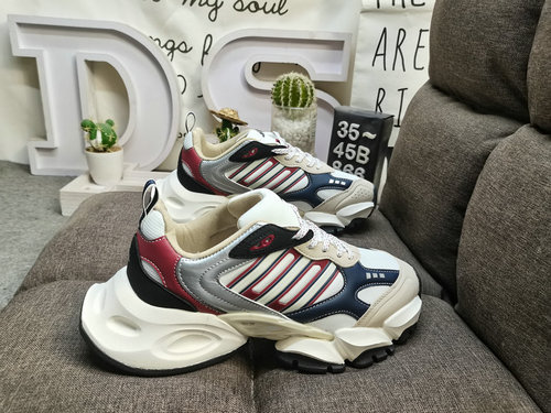 866DADidas XLG Runner Deluxe IH0G432C ultima versione cartacea originale versione di sviluppo adotta