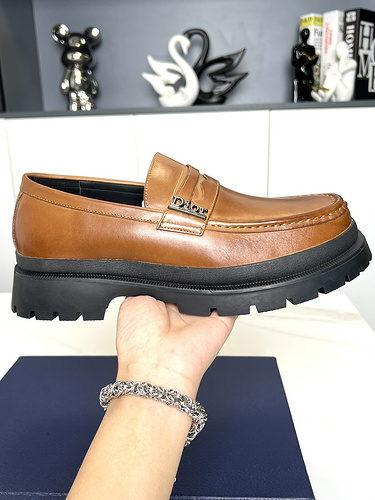 Codice scarpa da uomo Dior 7B8 taglia 38444 personalizzata