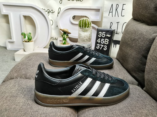 373D adlidas originali di mezza taglia a livello aziendale JH8837 Adidas Gazelle Scarpe da tavola ba