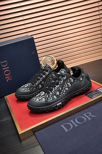 Scarpa uomo Dior codice 1yu1yu1yu8C3boo Taglia 3844