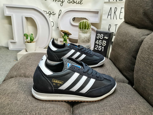 La serie di scarpe sportive retrò 251yuDAdidas Originals SL 72 RS IH791yu2 è popolare in tutto il mo