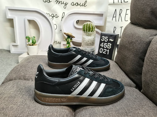 PO21YUD Adlidas originali di mezza taglia a livello aziendale JH8837 Adidas Gazelle Scarpe da tavola