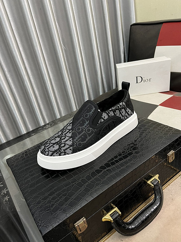 Scarpa uomo Dior codice 1yu1yu28B3poo Taglia 3844