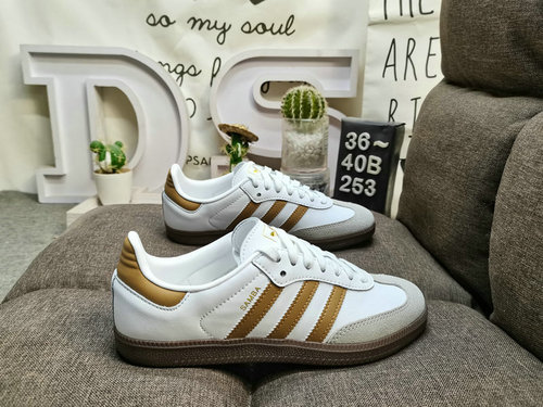 253DAdidas SAMBA OG Classic Originals degli ultimi 7 anni caratterizzati da una forma elegante con p