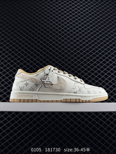 ❤️ SB Dunk Low x Supreme Year of the Snake Limited Edition White Grey Red Three Small Hooks Starry S