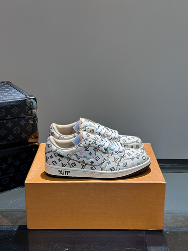 LV Collaboration Mens Edition Código 0214B60 Talla 3844