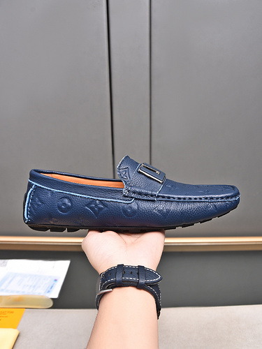 LV Mens Código 0218B30 Tamaño 3844 45 personalizado no reembolsable