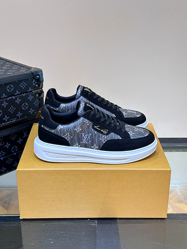 LV Código Hombre 0214B40 Talla 3844