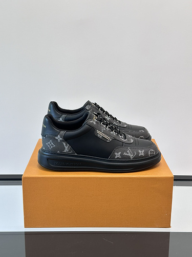 LV Código Hombre 0214B40 Talla 3844