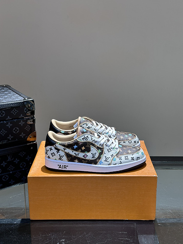 LV Collaboration Mens Edition Código 0214B60 Talla 3844