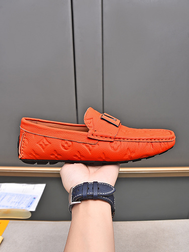 LV Mens Código 0218B30 Tamaño 3844 45 personalizado no reembolsable