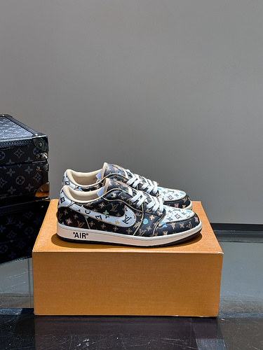 LV Collaboration Mens Edition Código 0214B60 Talla 3844