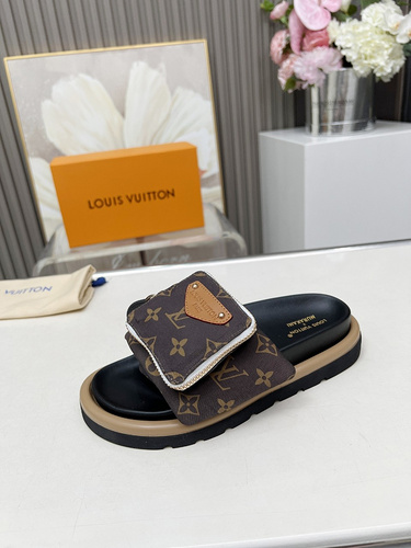 LV Código femenino 0216B40 Talla femenina 3541